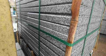 平顶山芝麻白楼梯踏步室外