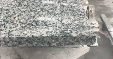 平顶山芝麻白楼梯踏步 芙蓉白