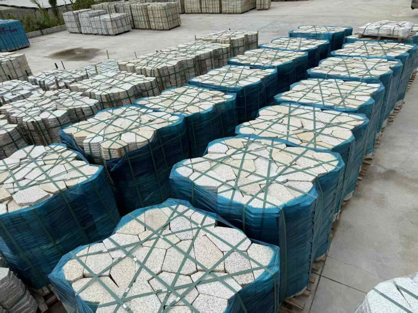 平顶山黄金麻冰裂纹 碎拼