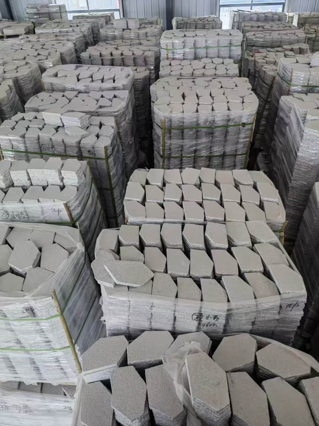 平顶山芝麻白石材冰裂纹，碎拼。