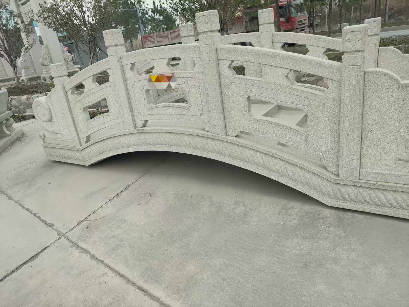 平顶山芝麻白拱桥，石桥